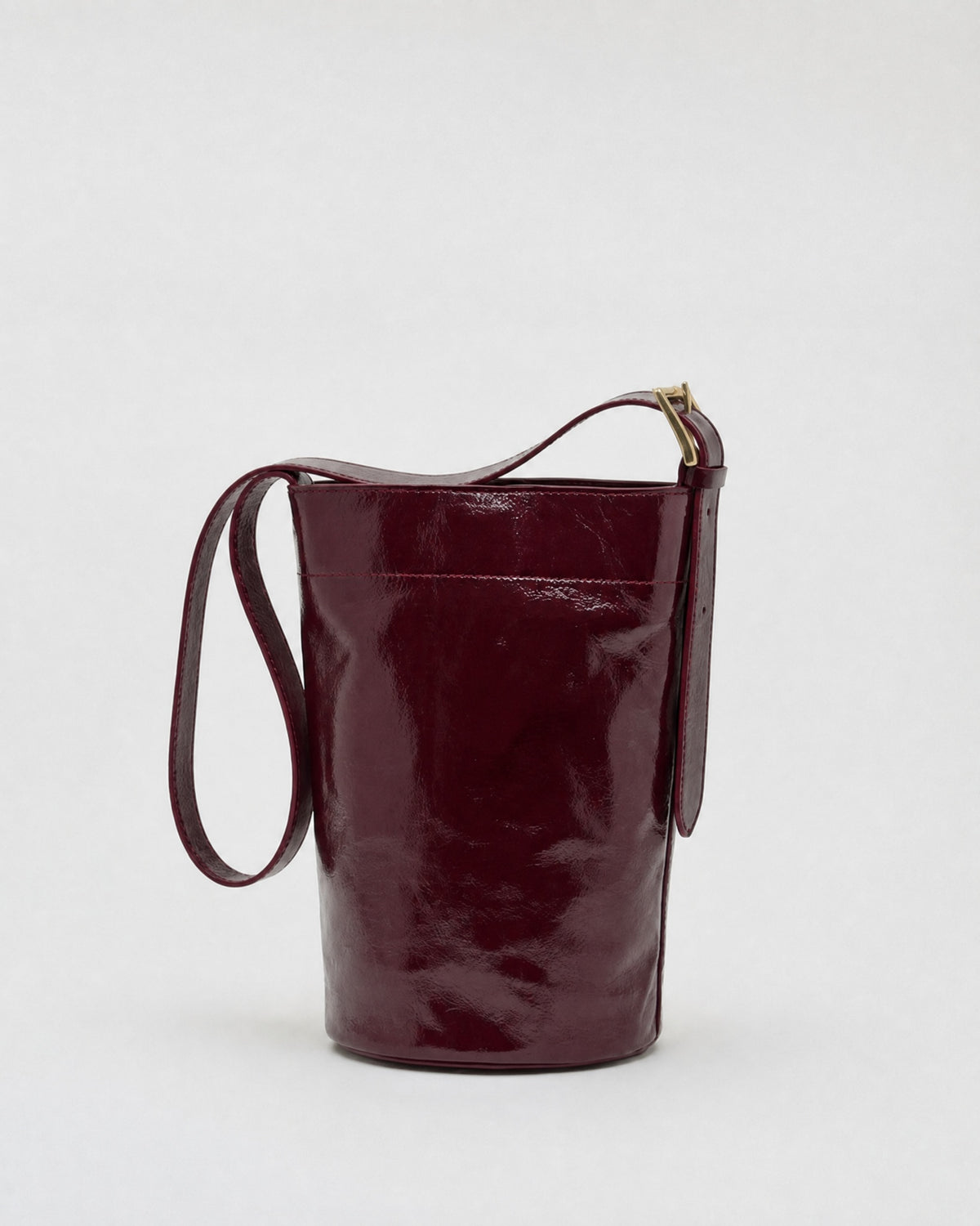 Jade vernice bordeaux