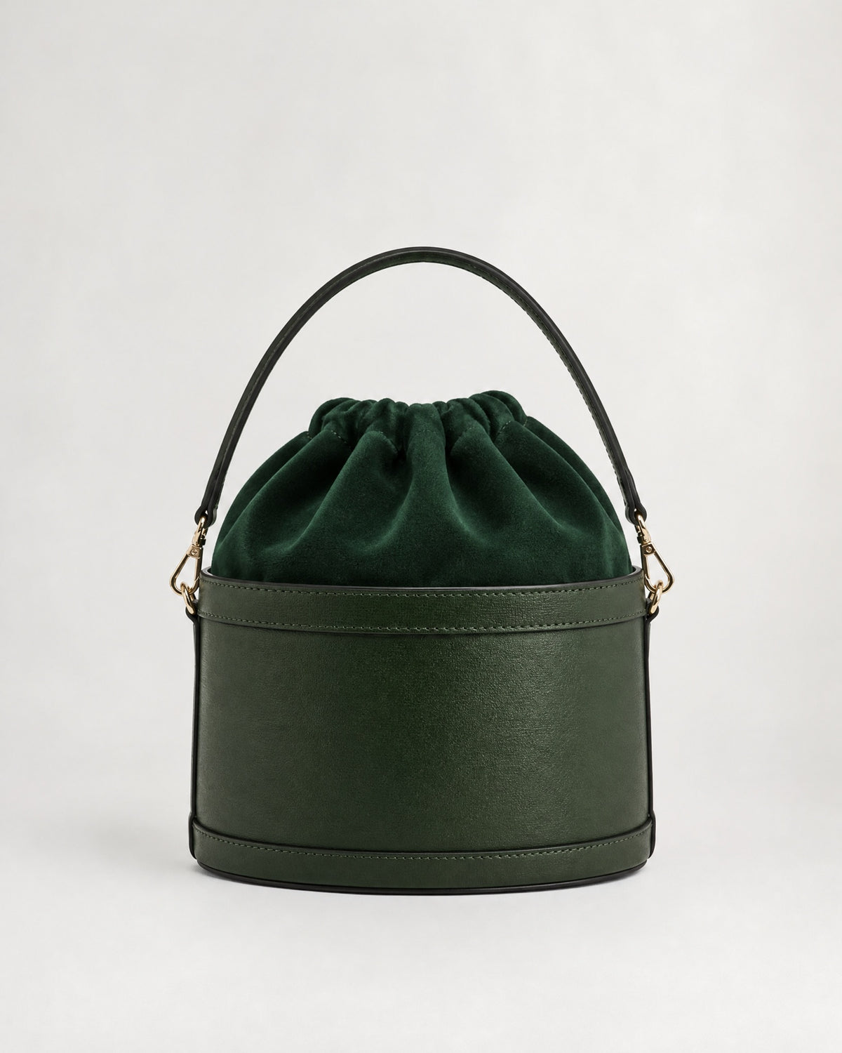 Peggy verde | chiusura velluto verde